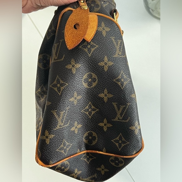 Authentic Louis Vuitton Speedy - Picture 2 of 7